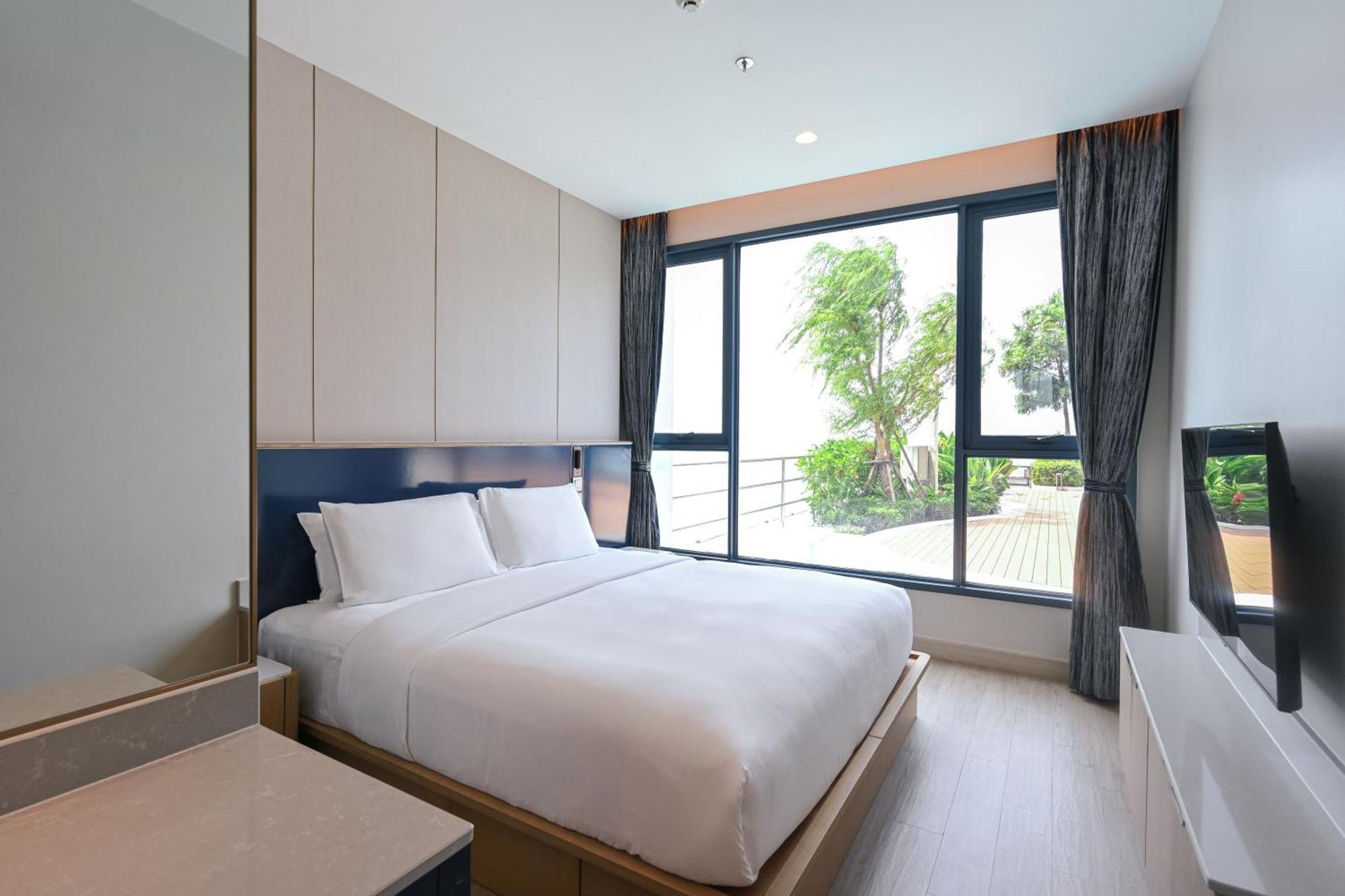 S Sriracha Hotel & Residence Si Racha Extérieur photo