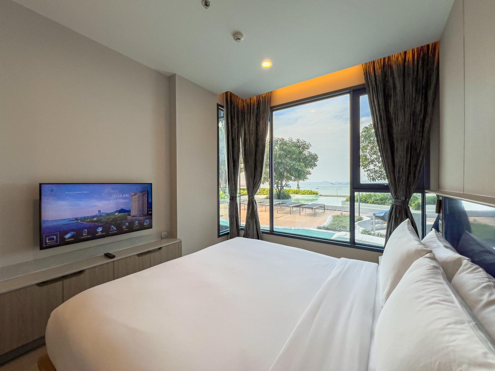 S Sriracha Hotel & Residence Si Racha Extérieur photo